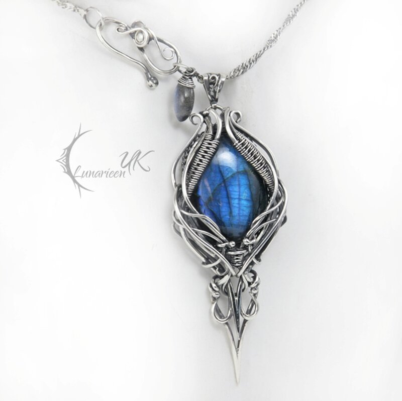 Blue Labradorite Pendant