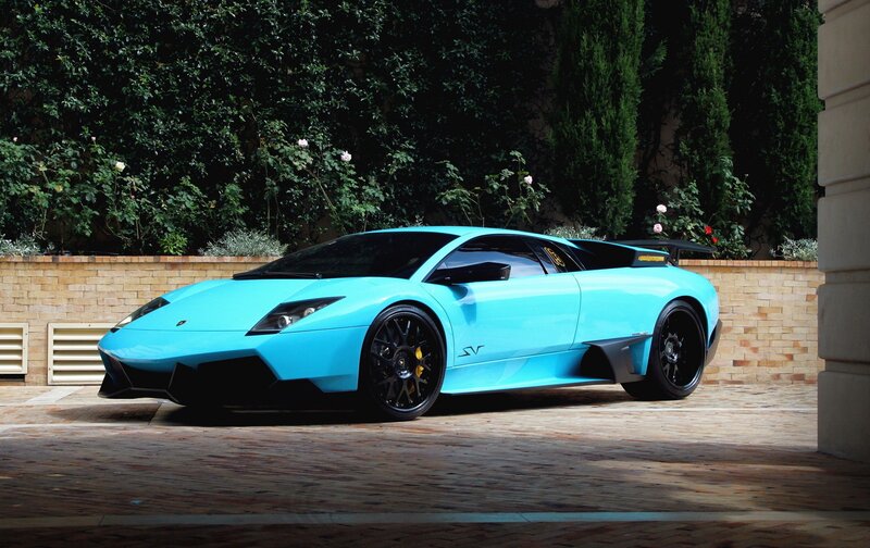 blue lamborghini sports car