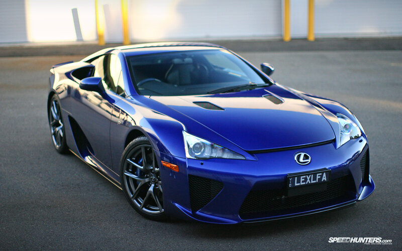 blue lexus lfa sports car
