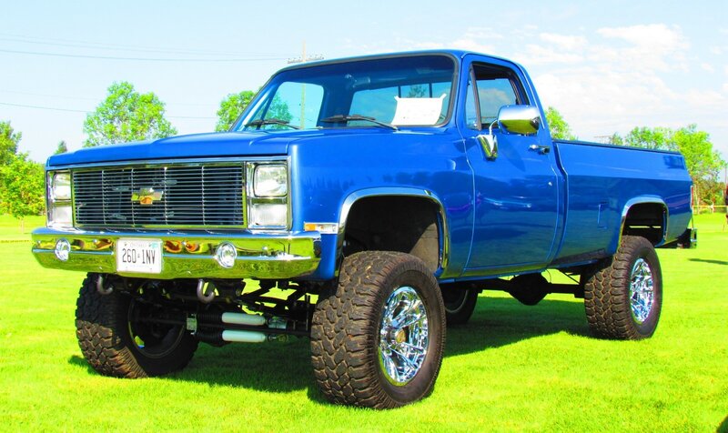 Blue Lifted Pickup Truck — Outdoor
