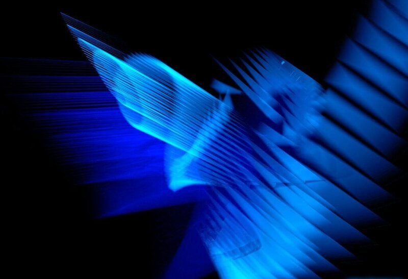 Blue Light Streaks — Dynamic, Abstract
