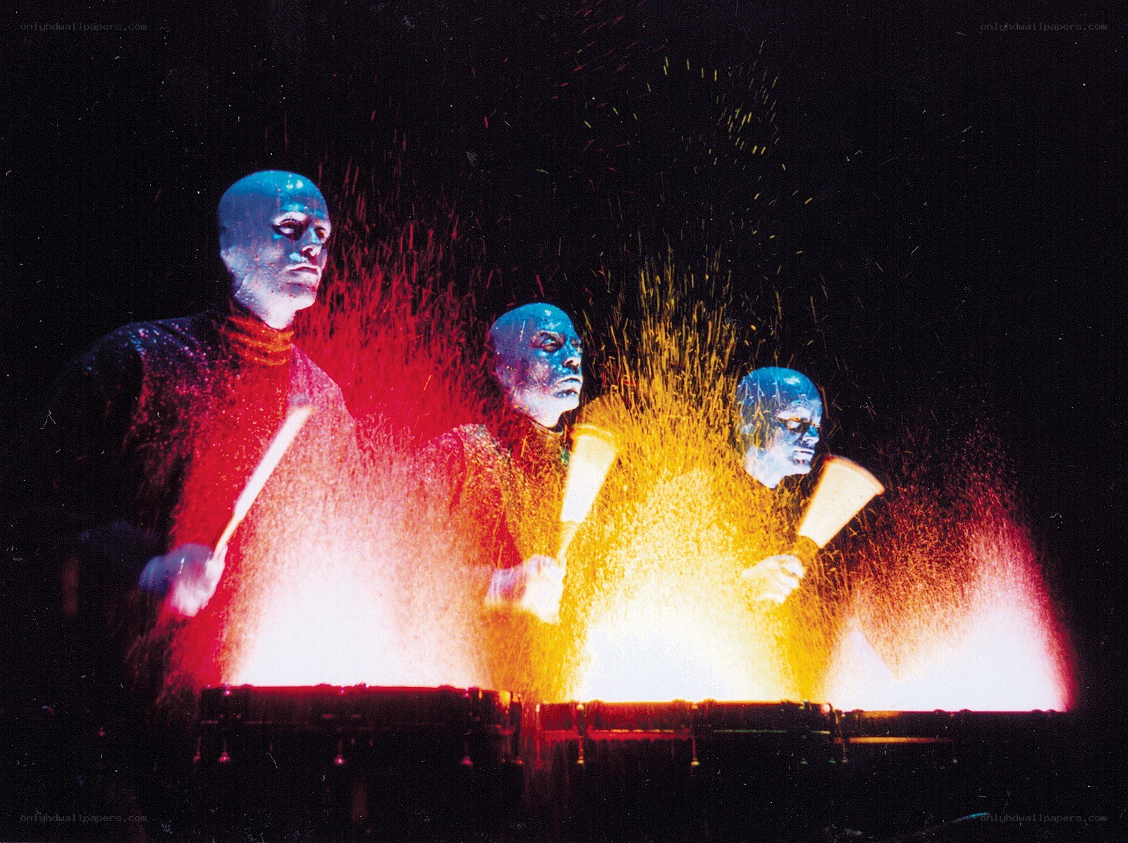 Blue-man-group performance