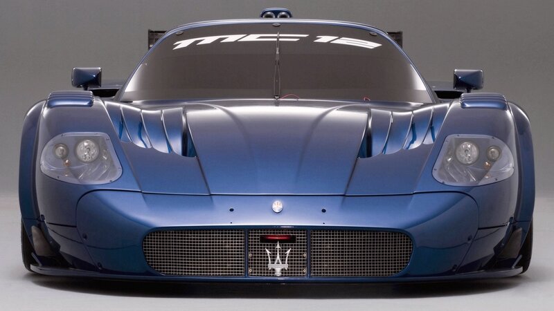 blue maserati mc12 race car