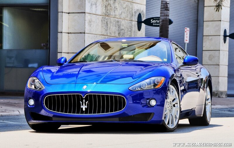 blue maserati sports car