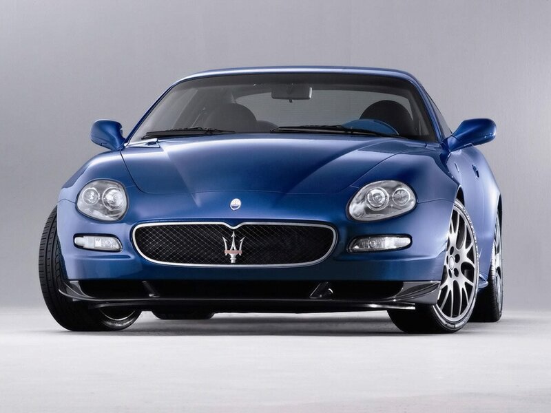 blue maserati sports car