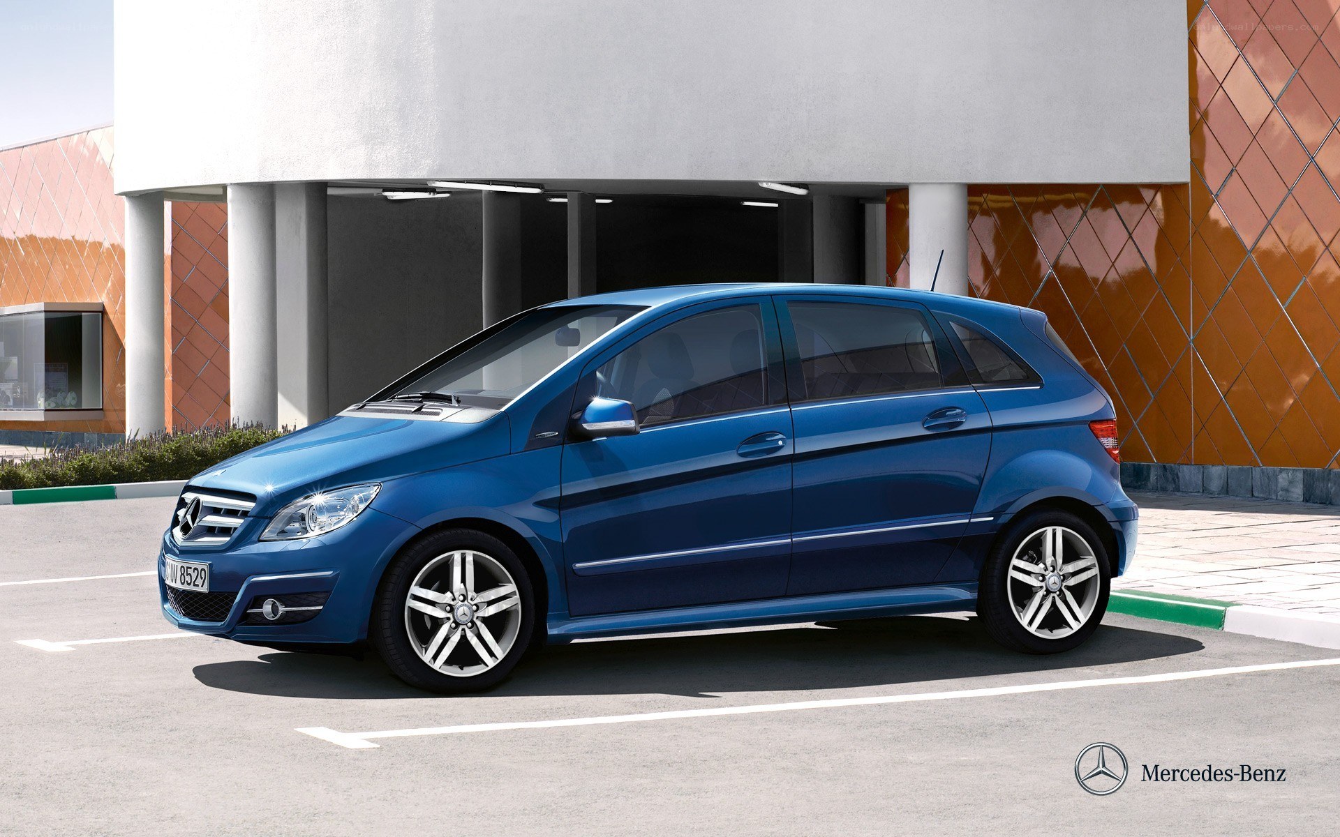 Blue Mercedes-Benz B-Class
