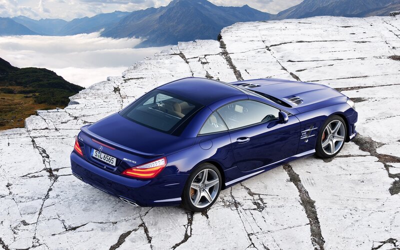Blue Mercedes-Benz SL65 AMG on mountain