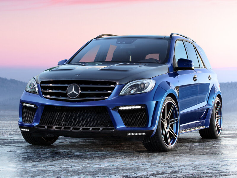 Blue Mercedes-benz Suv — Dramatic, Sunset