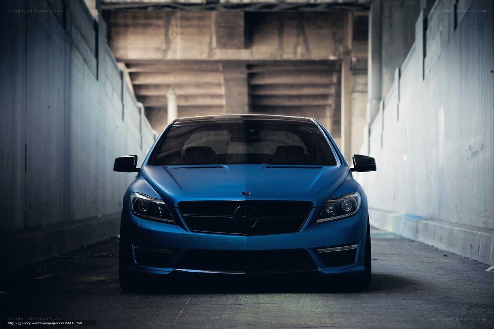 blue mercedes in tunnel