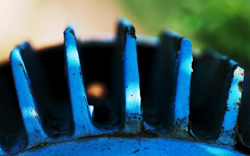 blue metal gear teeth