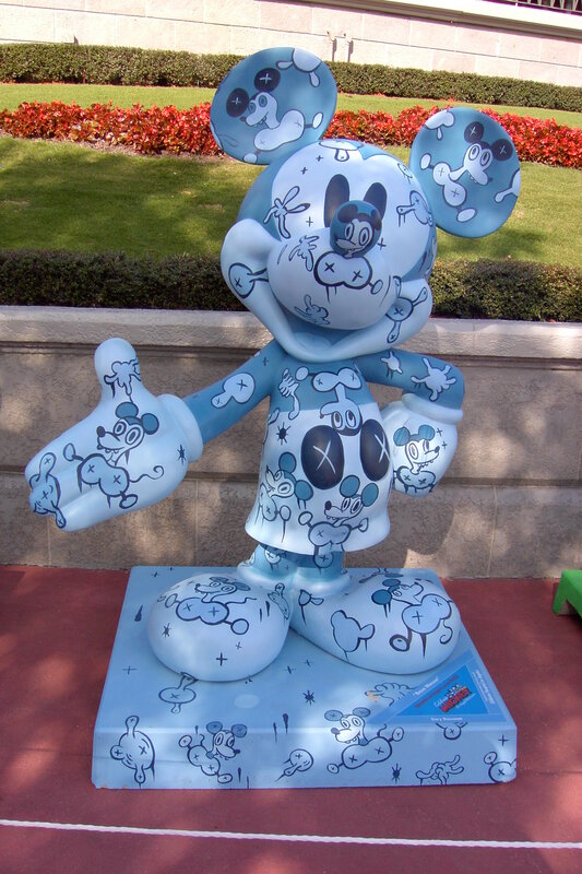 Blue Mickey Mouse statue