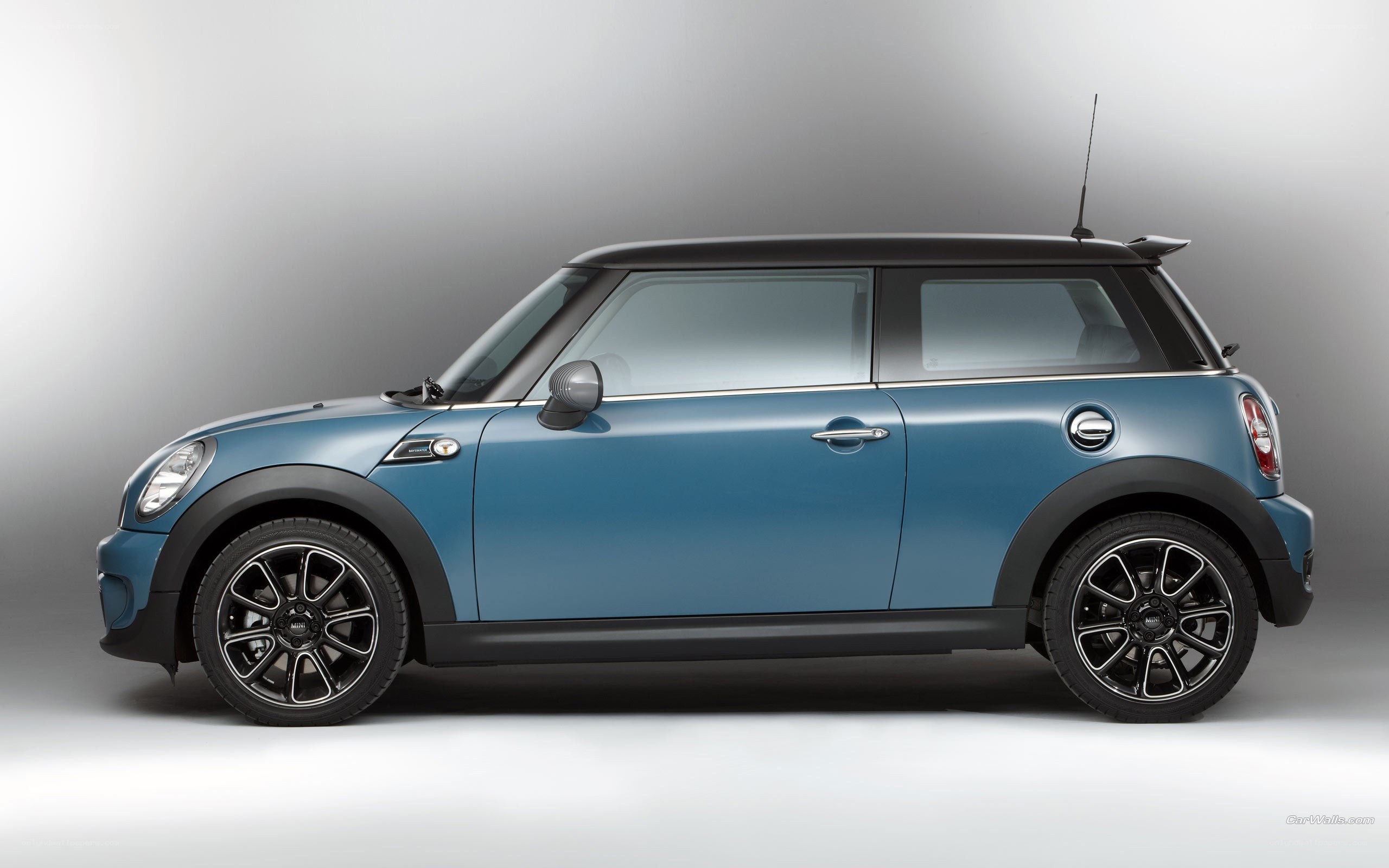 blue mini cooper car