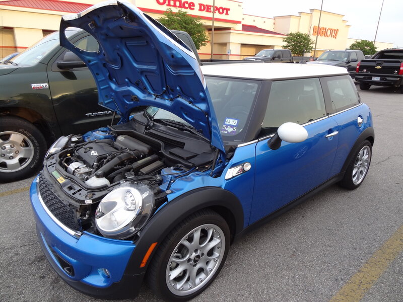 Blue Mini Cooper Car — Neutral