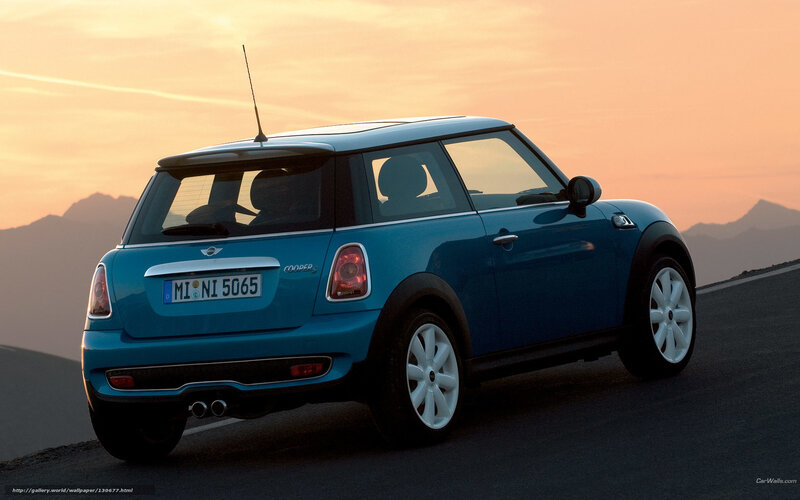 Blue Mini Cooper S — Serene