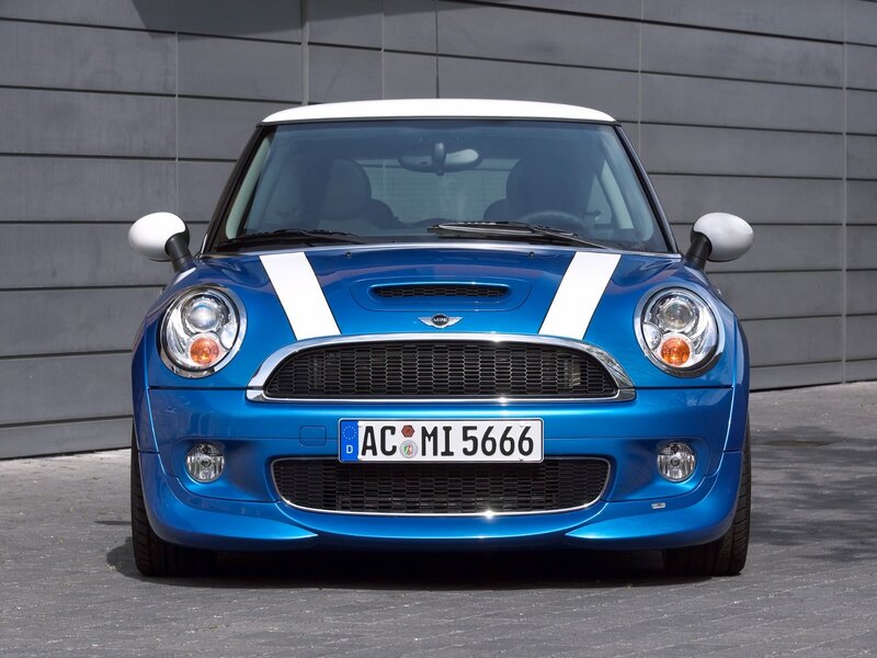 blue mini cooper with white stripes