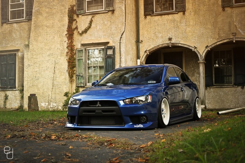 Blue Mitsubishi Lancer — Dramatic, Autumn, Photograph