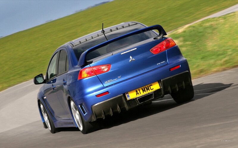 blue mitsubishi lancer evolution