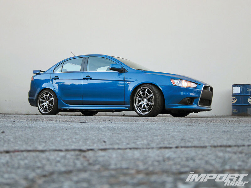 Blue Mitsubishi Lancer — Neutral
