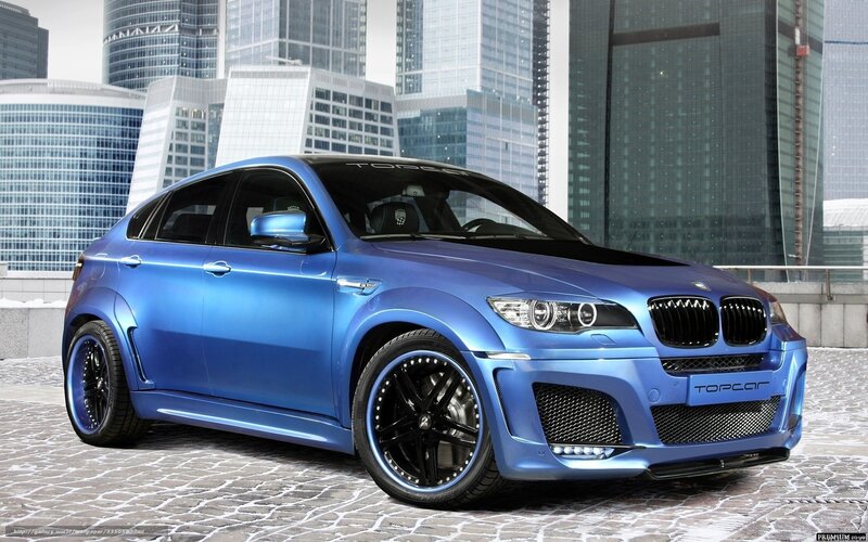 Blue Modified SUV — Modern