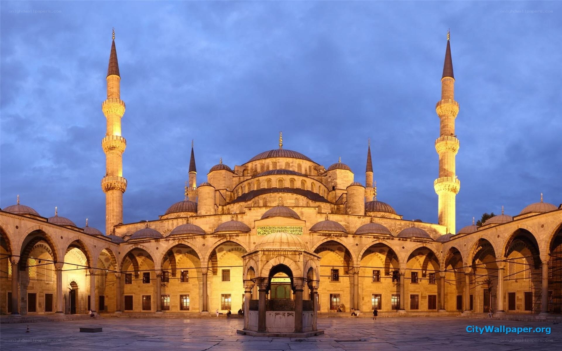 Blue Mosque at dusk