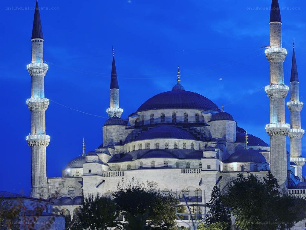 Blue Mosque at dusk