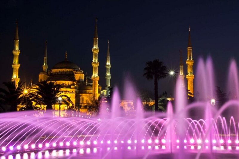 Blue Mosque at night with fountain