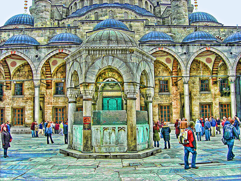 Blue Mosque courtyard with fountain