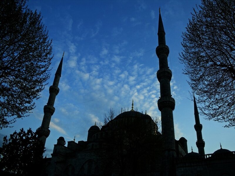 Blue Mosque silhouette at dusk