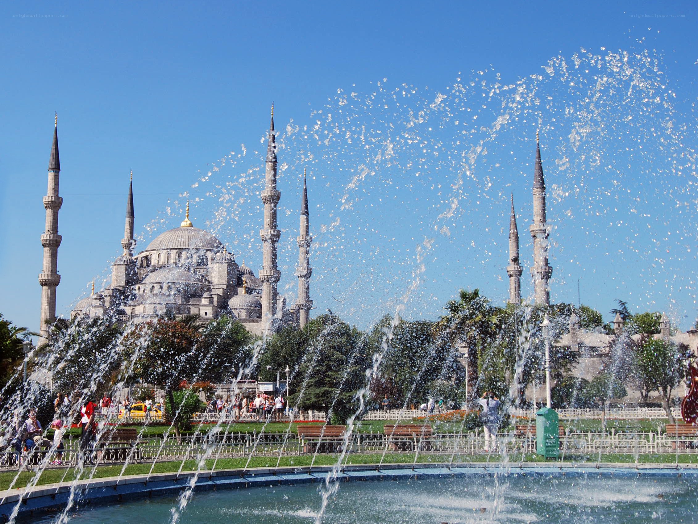 Blue Mosque with fountain