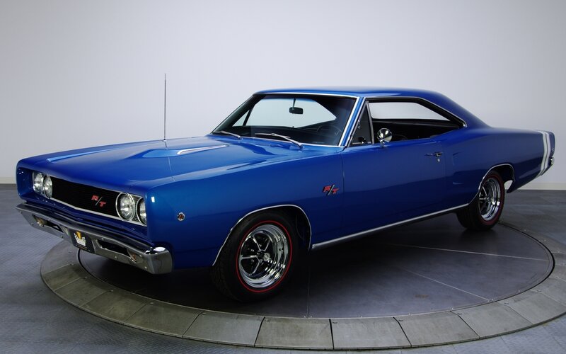 Blue Muscle Car — Neutral, Photograph, Rotating Platform, Antenna