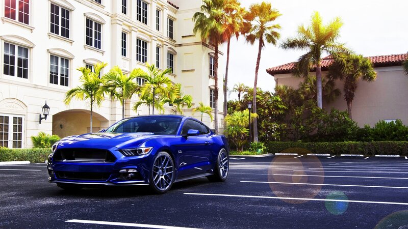 Blue Mustang Car — Sunny
