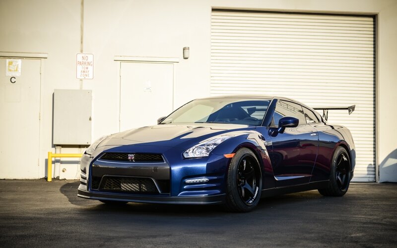 Blue Nissan Gt-r — Dramatic, Afternoon, Photograph