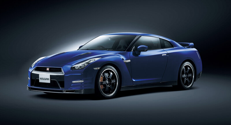 Blue Nissan Gt-r — Dramatic