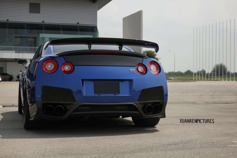 Blue Nissan GT-R rear view