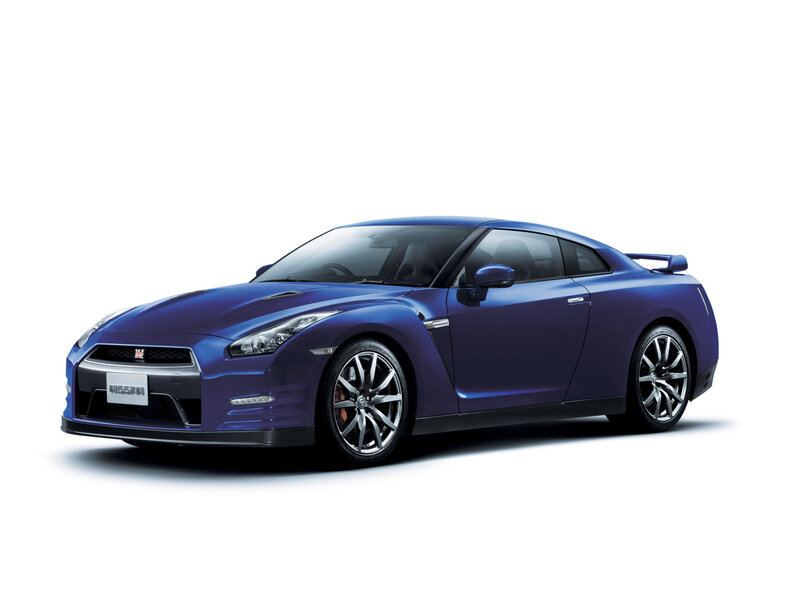 Blue Nissan Gt-r