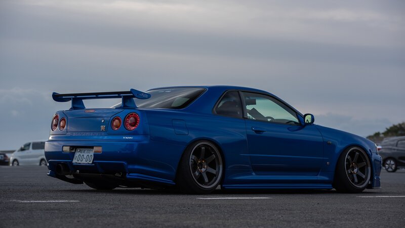 Blue Nissan Skyline Car