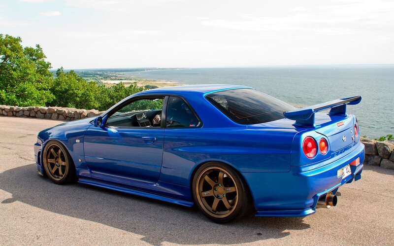 Blue Nissan Skyline GT-R