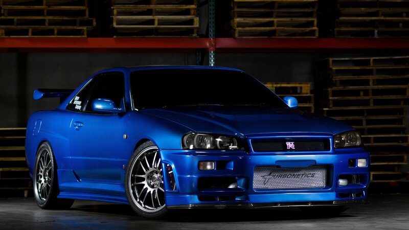 blue nissan skyline gtr