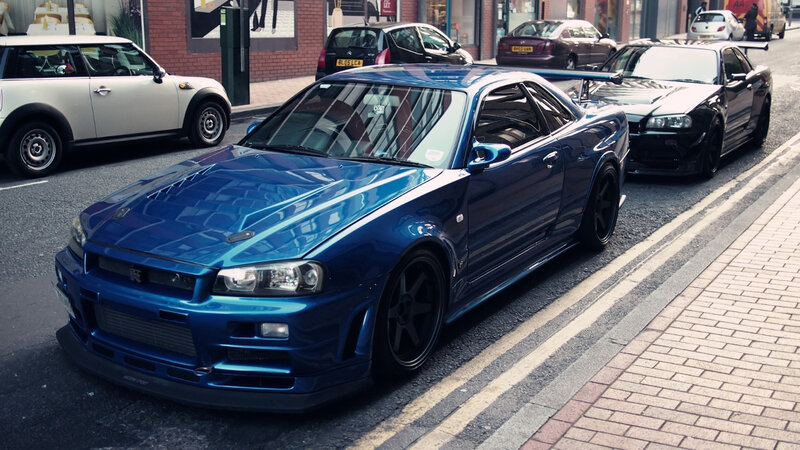 Blue Nissan Skyline — Urban