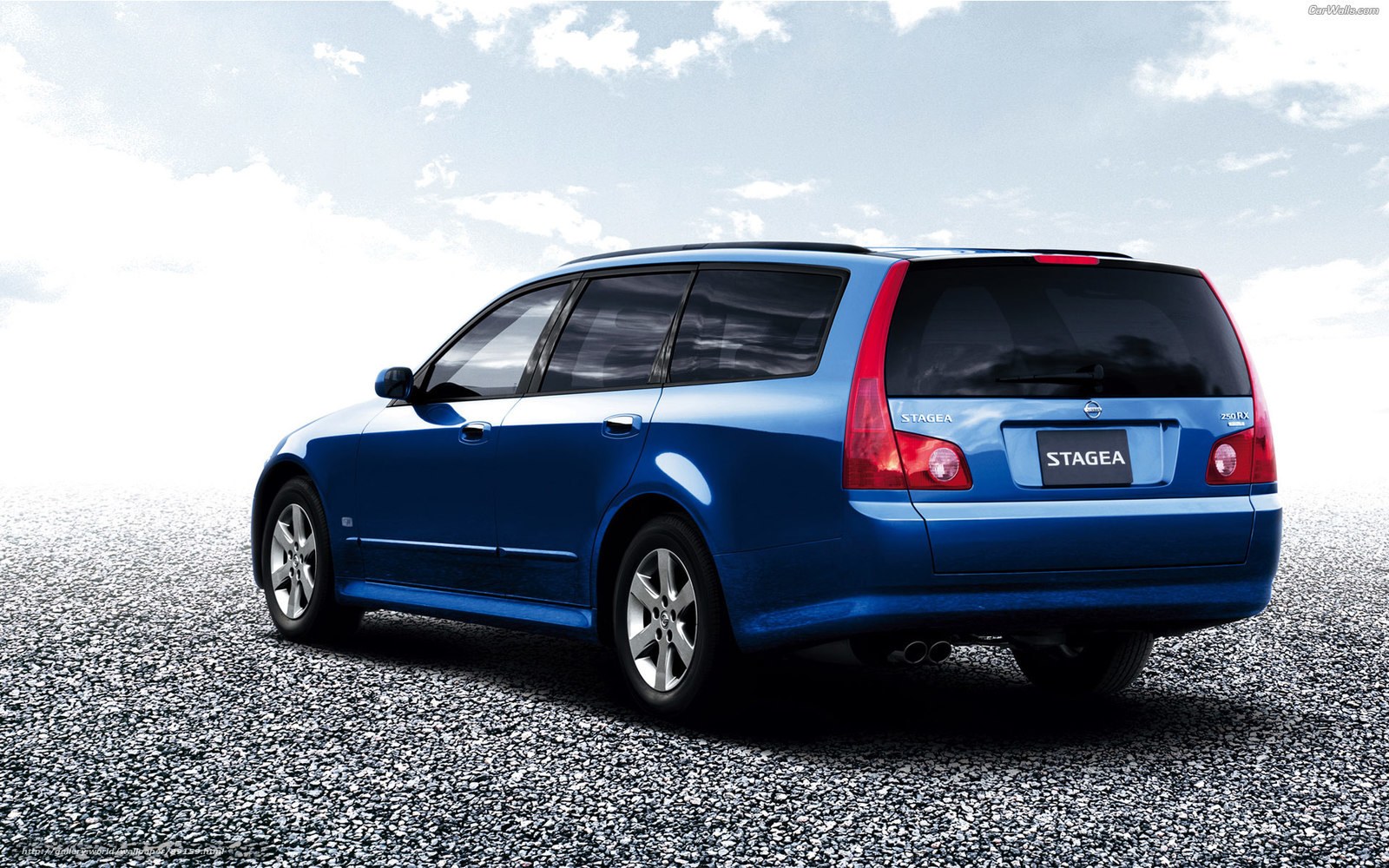 blue nissan stagea station wagon
