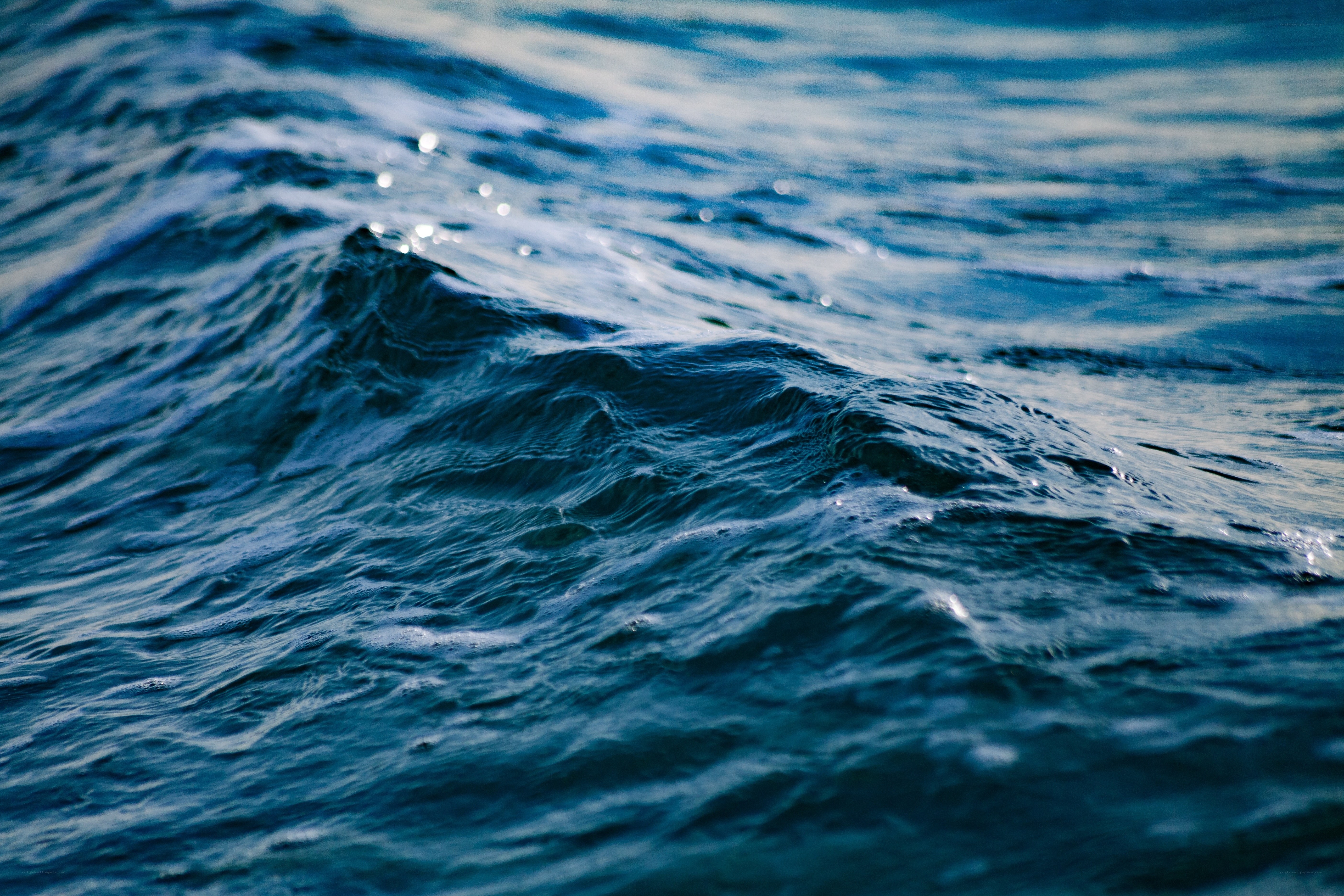 blue ocean waves