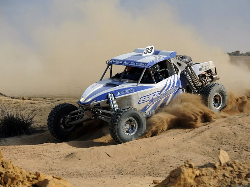 Blue Off-road Race Car — Dynamic