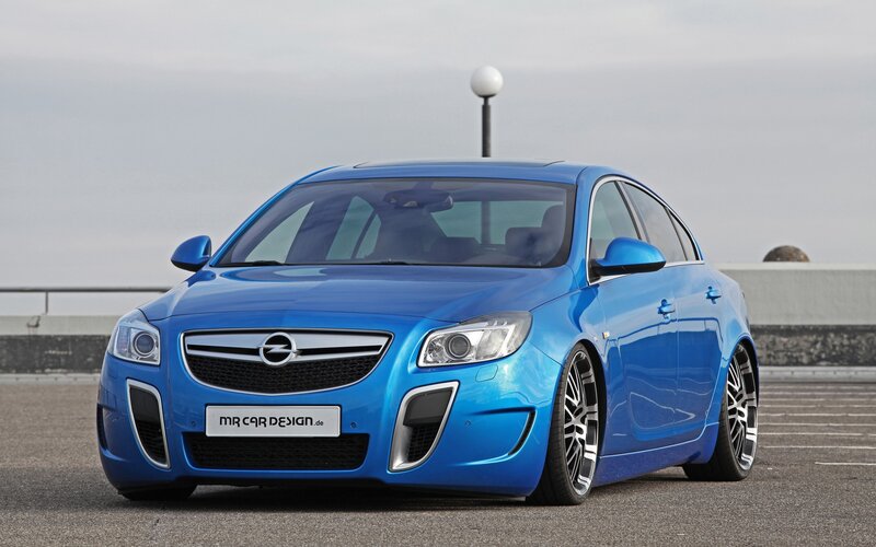 Blue Opel Insignia Sedan