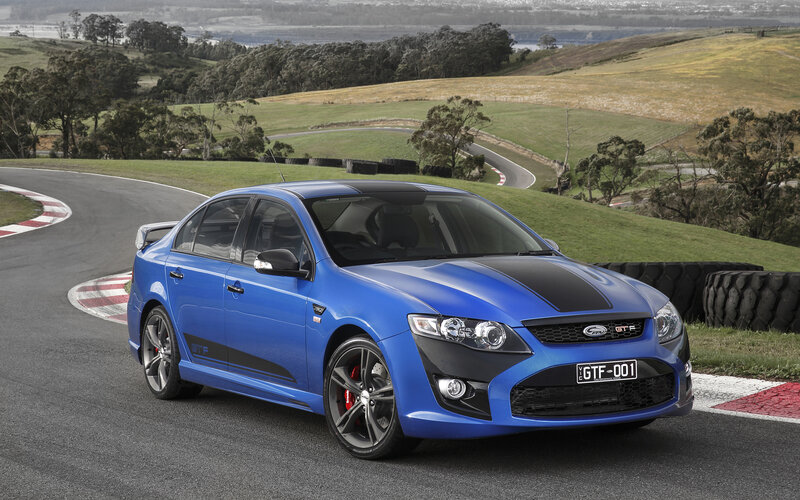 Blue Performance Sedan — Dynamic