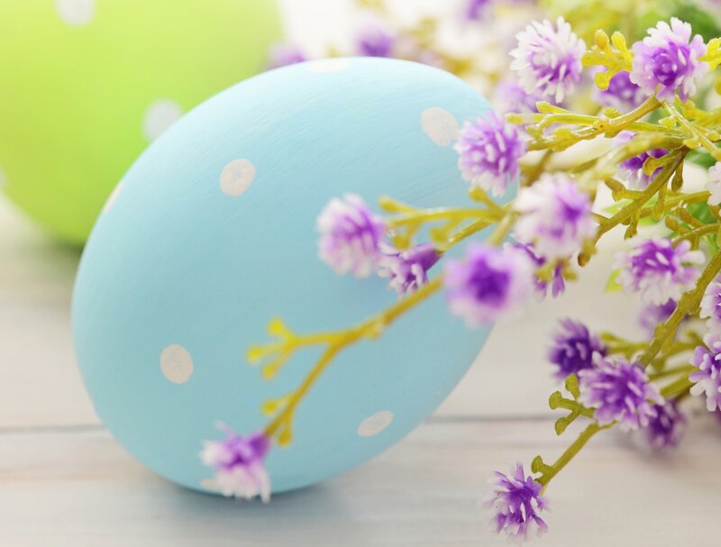 Blue Polka-dot Egg — Light Blue, Festive