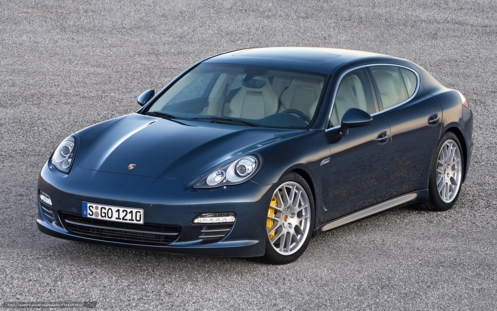 blue porsche panamera