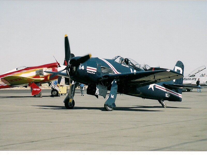 Blue Propeller Plane — Neutral