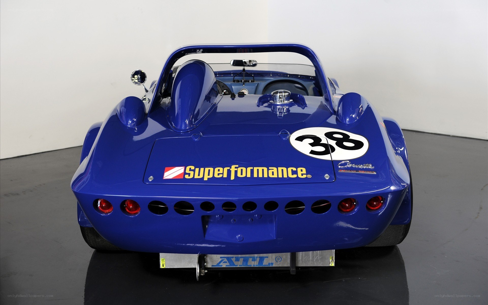 blue race car rear view