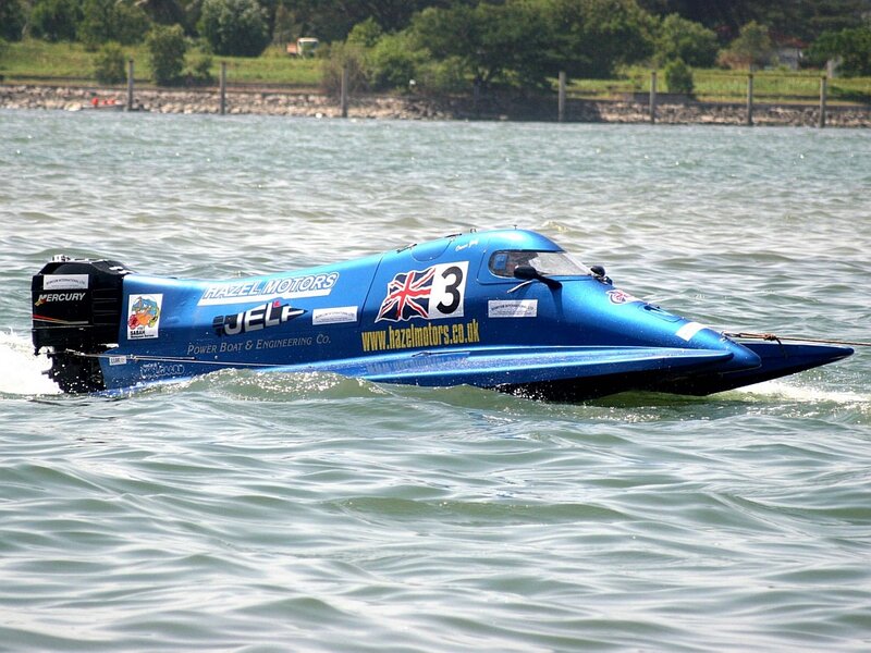 Blue Racing Boat — Active