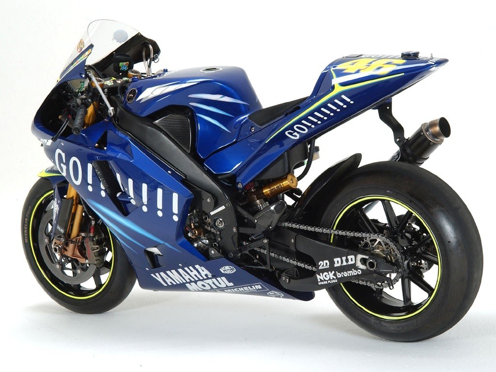 blue racing motorcycle